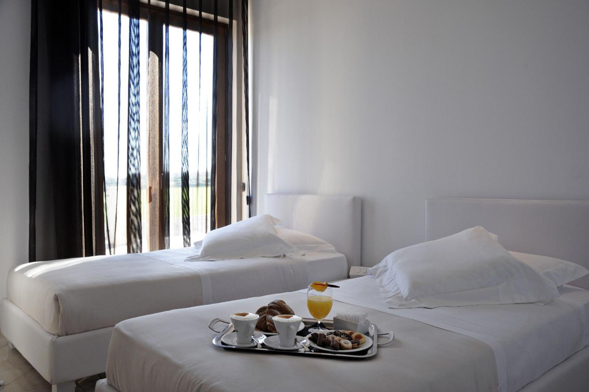 Pietre Nere Resort & Spa Modica Bagian luar foto